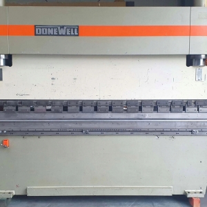DoneWell 110 t x3100 mm manualna